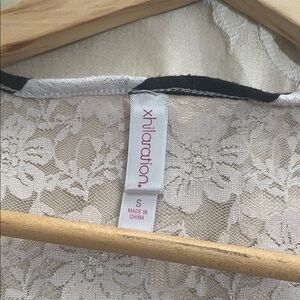 Xhilaration Cream Floral Lace Blouse